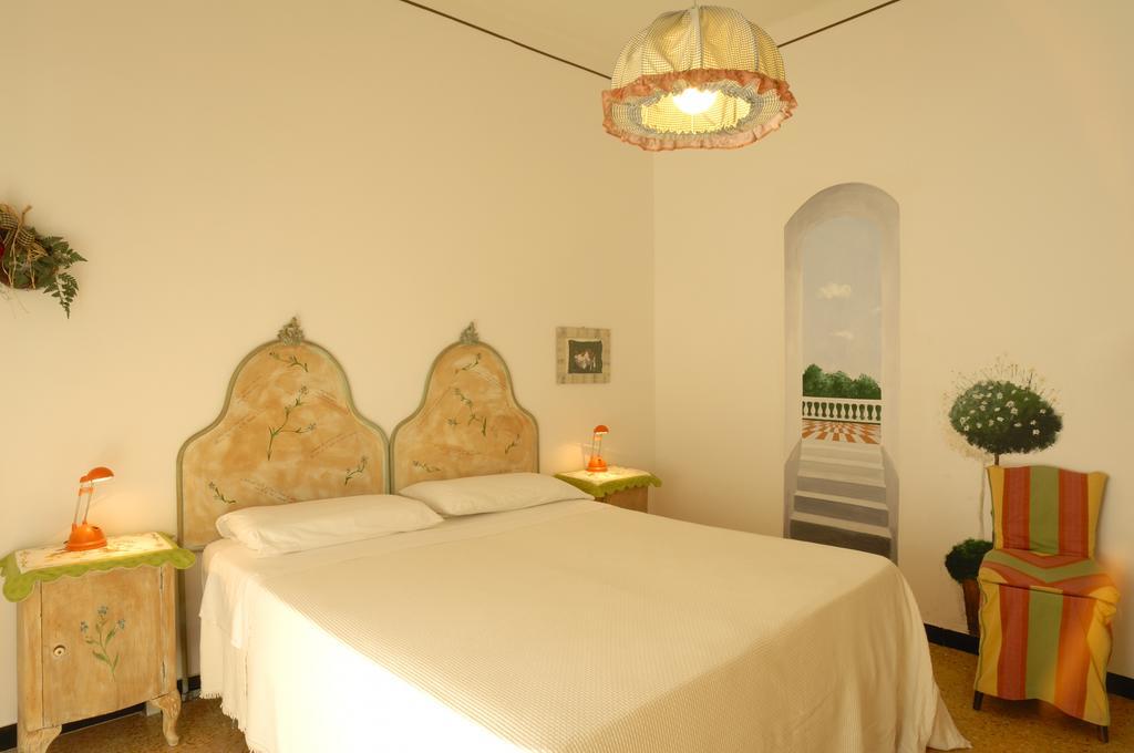 Villa Pina Laigueglia Quarto foto